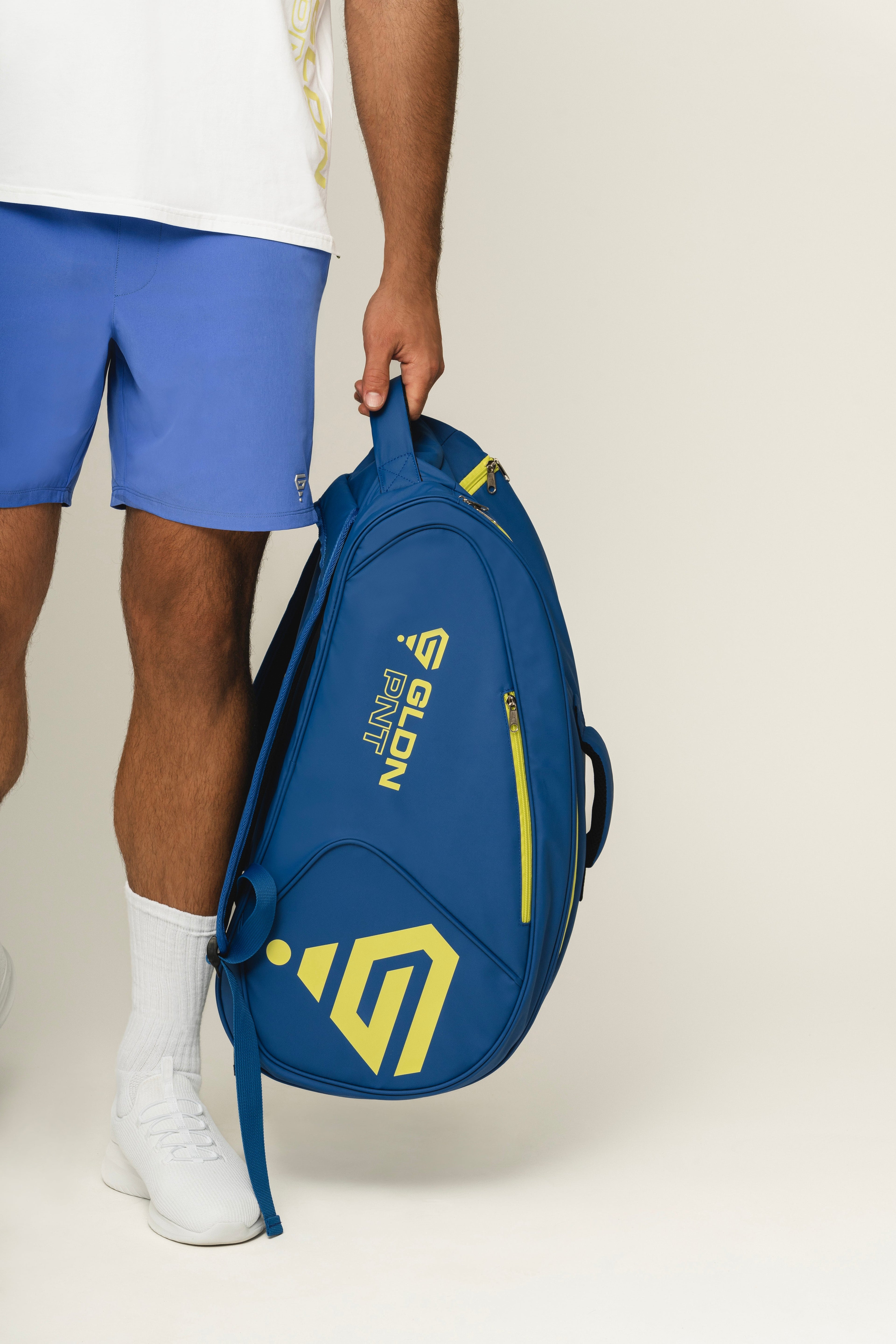 Performance Stretch Woven Short Dazzling Blue