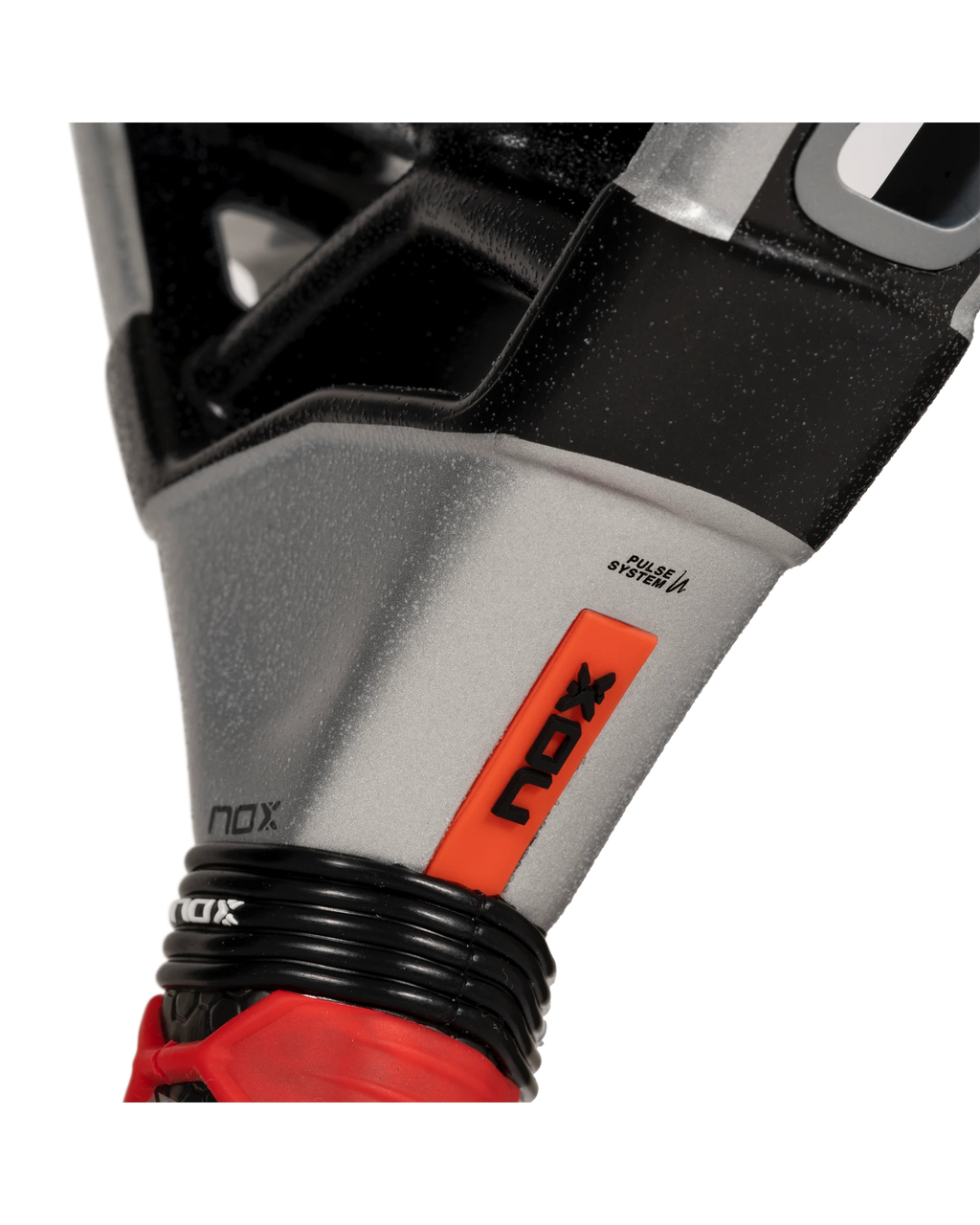 The Nox AT10 Luxury GENIUS 18K Alum Padel Racket