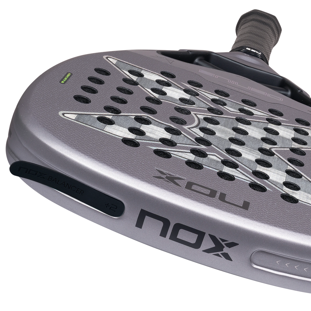 Nox Genius Attack 18K Alum 2027 by Agustín Tapia padel racket, edge detail